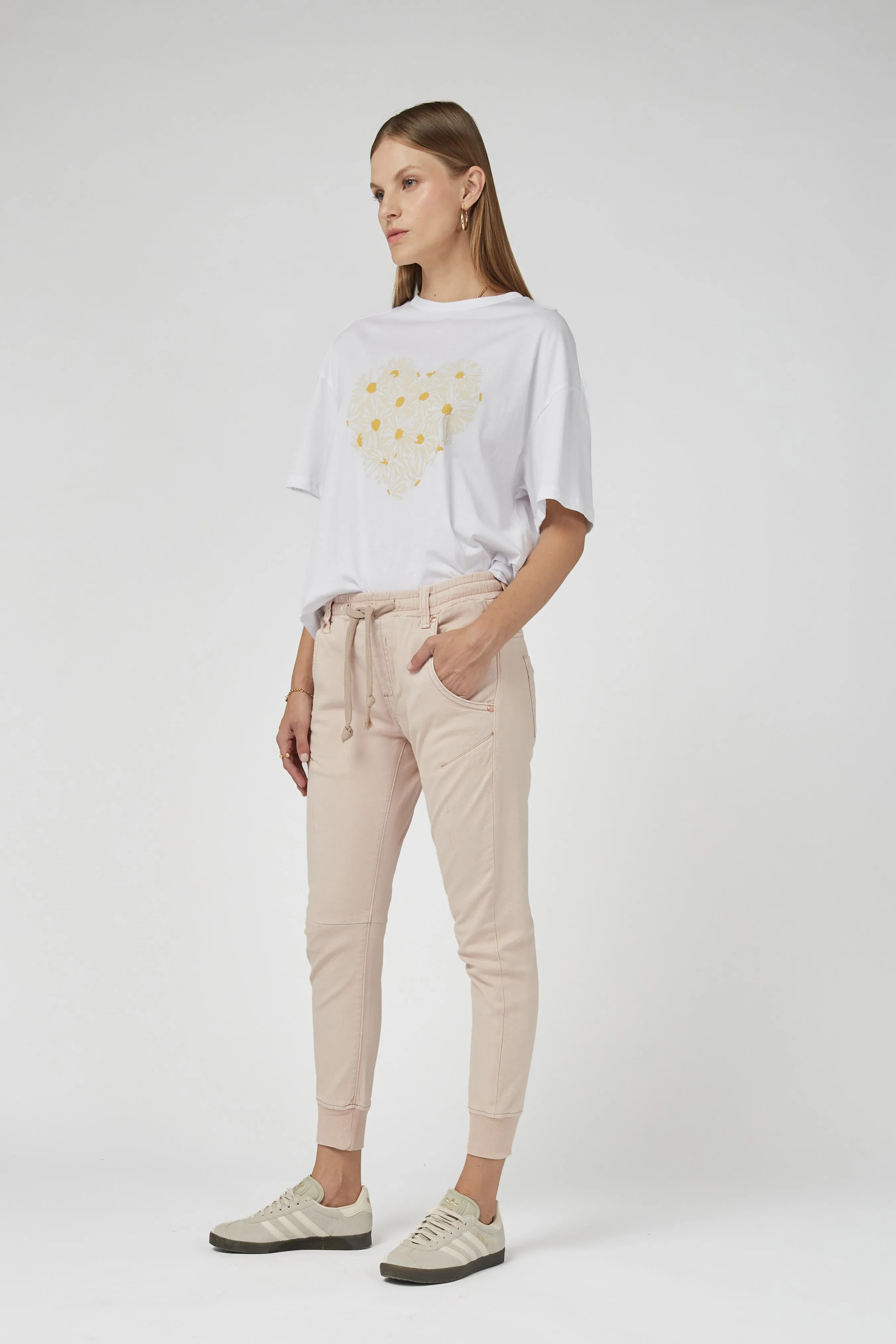 Active Rose Dust Jeans