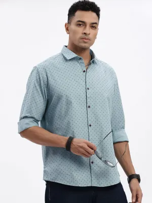 Men Blue Spread Collar Micro Print Slim Fit Casual Shirt